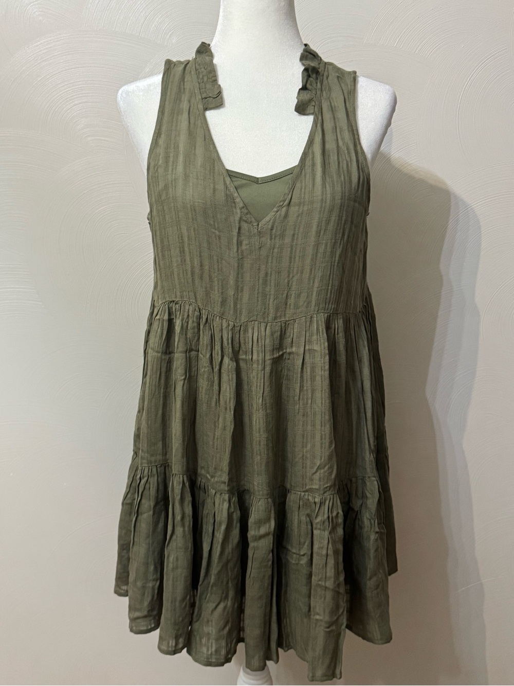 NWT Wonderly Olive Green Knit Dress Size medium